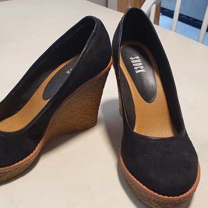 Black Wedges Size 9